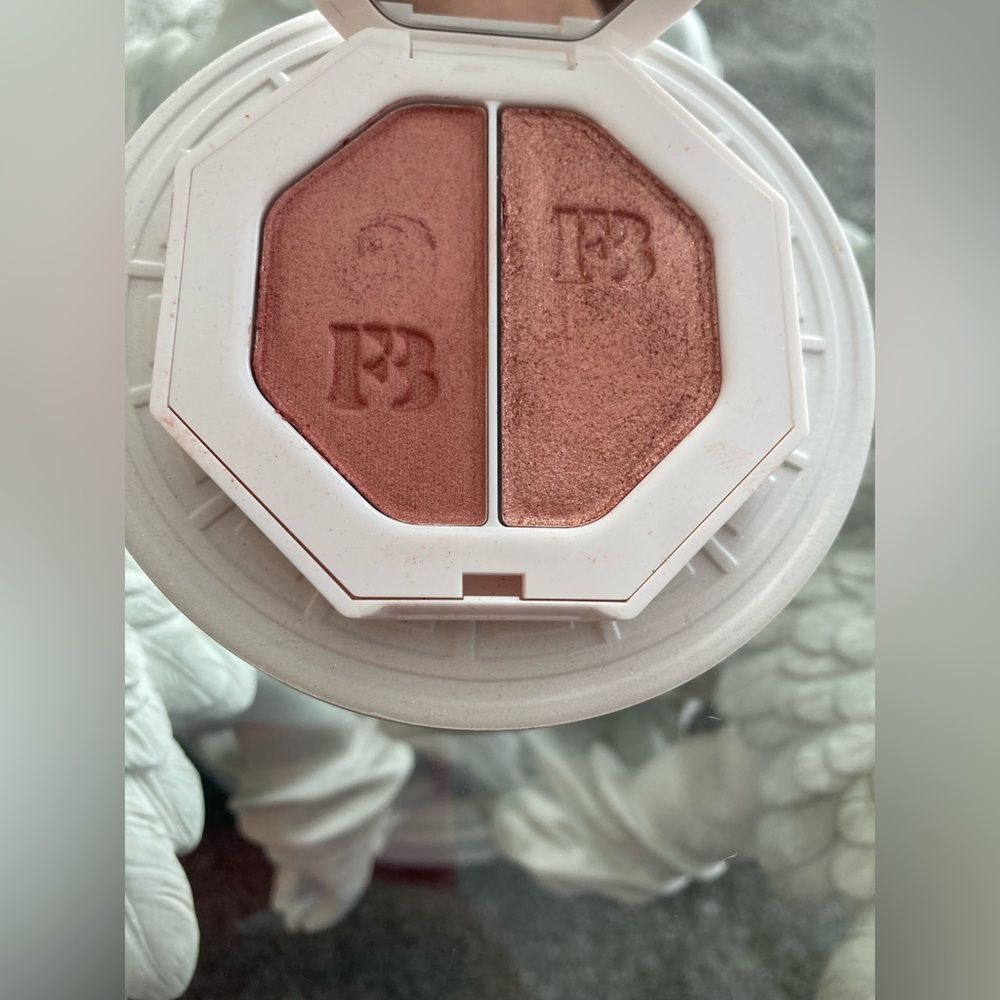♓️ Fenty Beauty KILLAWATT Highlighter GINGER BINGE, MOSCOW MULE Authentic 8BO1